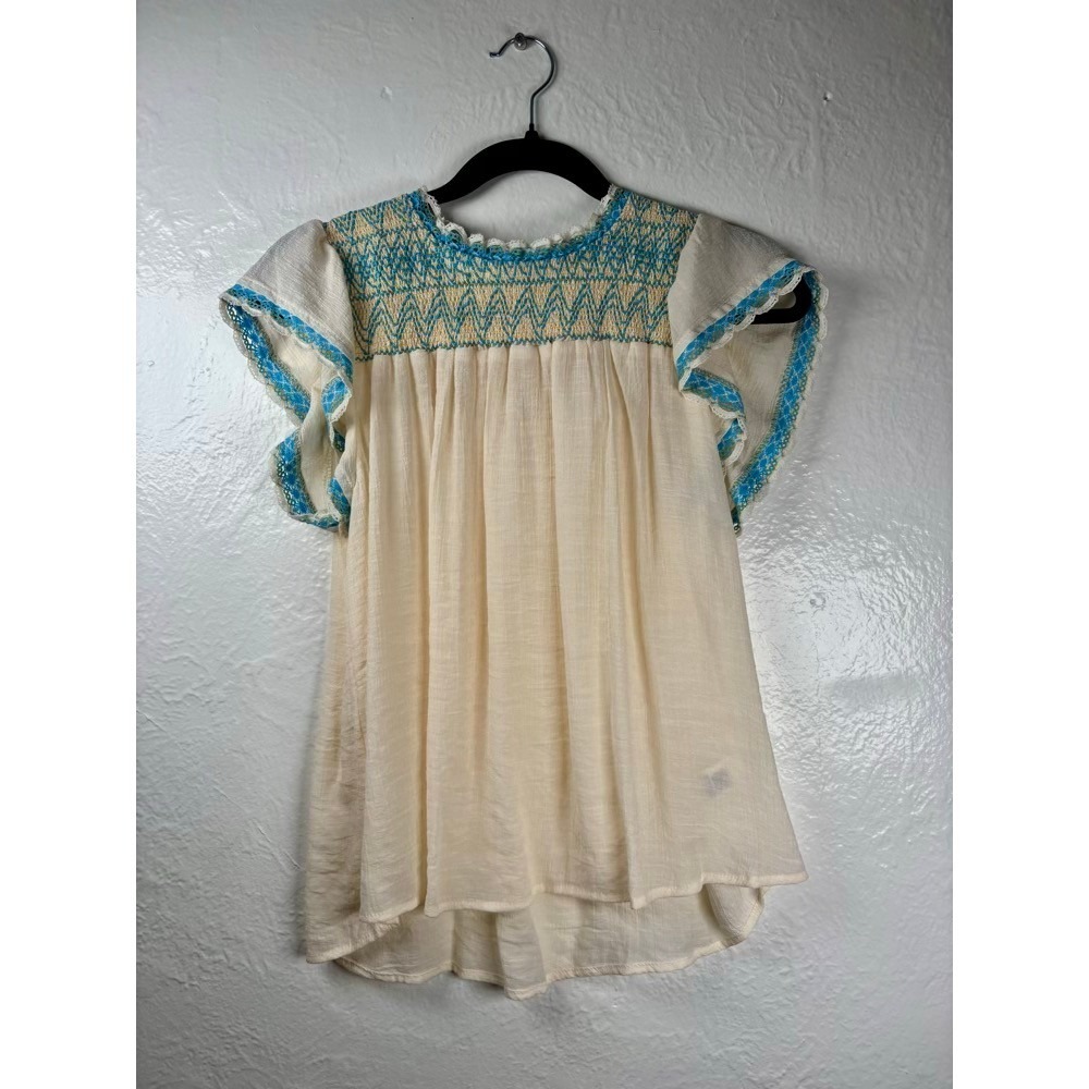 NWOT Womens Large Cream Blue Smocked Flutter Sleeve Gauze Blouse Cottage Twee
